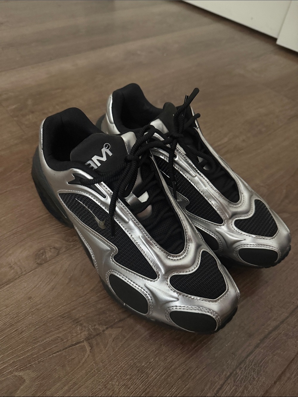 Nike Air Max Muse Black Metallic Silver Women’s 9.5